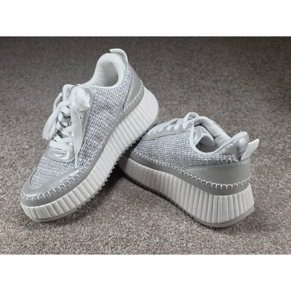 Universal Thread Womens Silver Metallic Tweed Platform Sneakers Size 8 Low Top